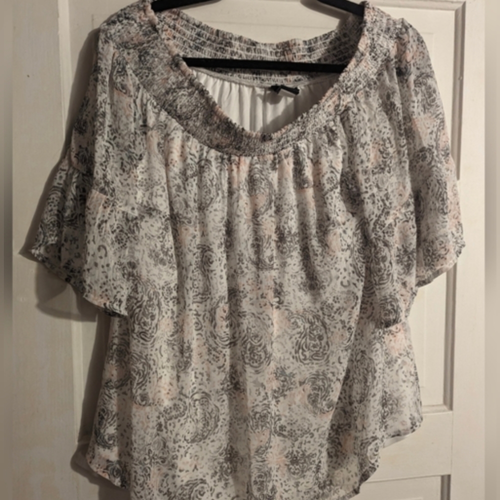 Torrid - Paisley Print Chiffon Off Shoulder Top - size 0 (12)